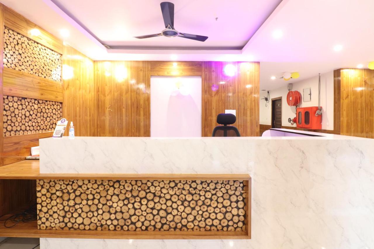 Hotel Hari International - Noida Sector 11 Exterior foto