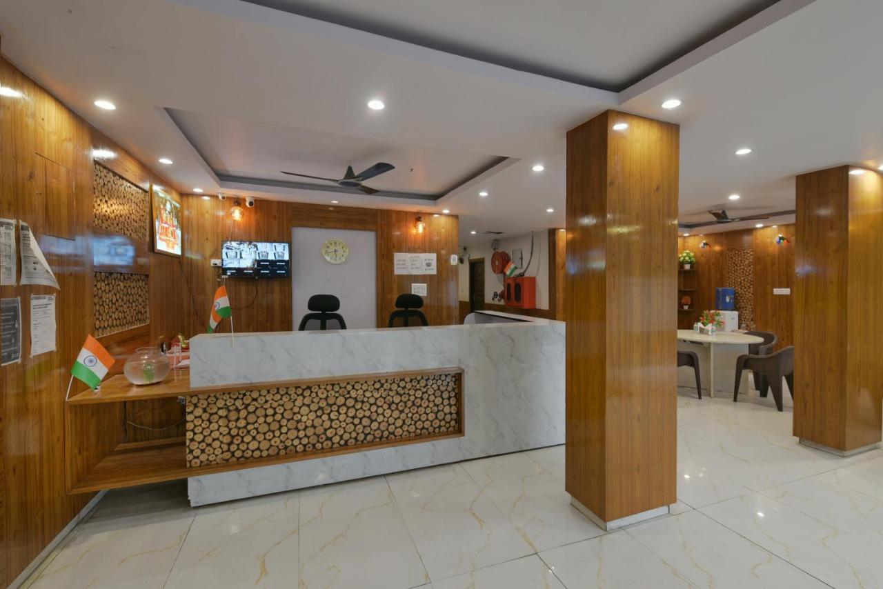 Hotel Hari International - Noida Sector 11 Exterior foto