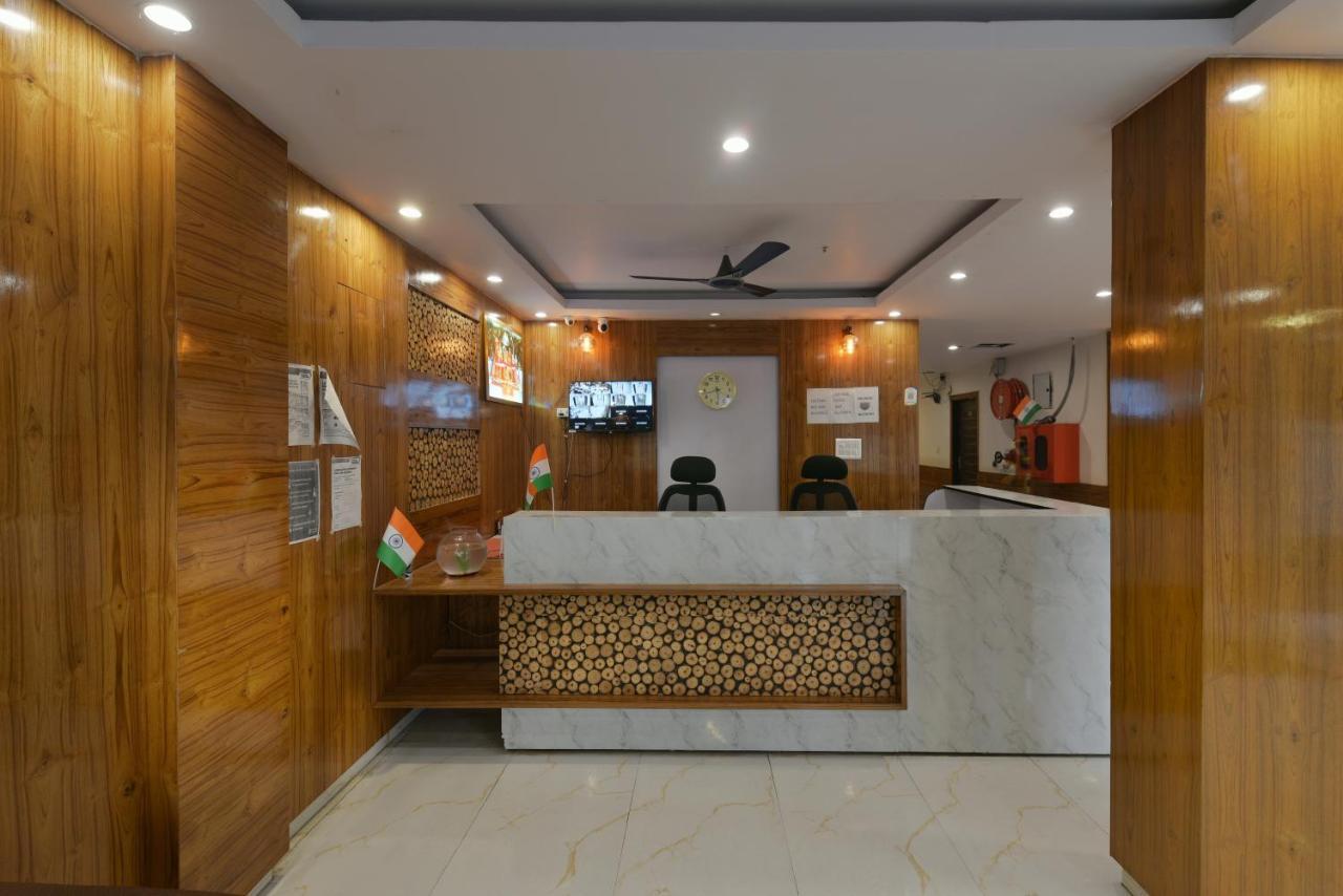 Hotel Hari International - Noida Sector 11 Exterior foto