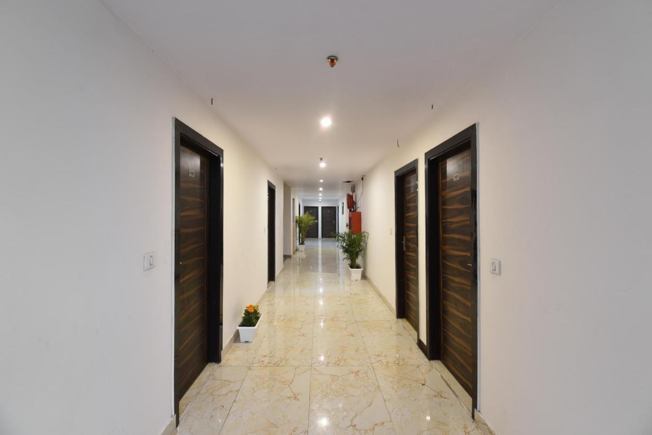 Hotel Hari International - Noida Sector 11 Exterior foto