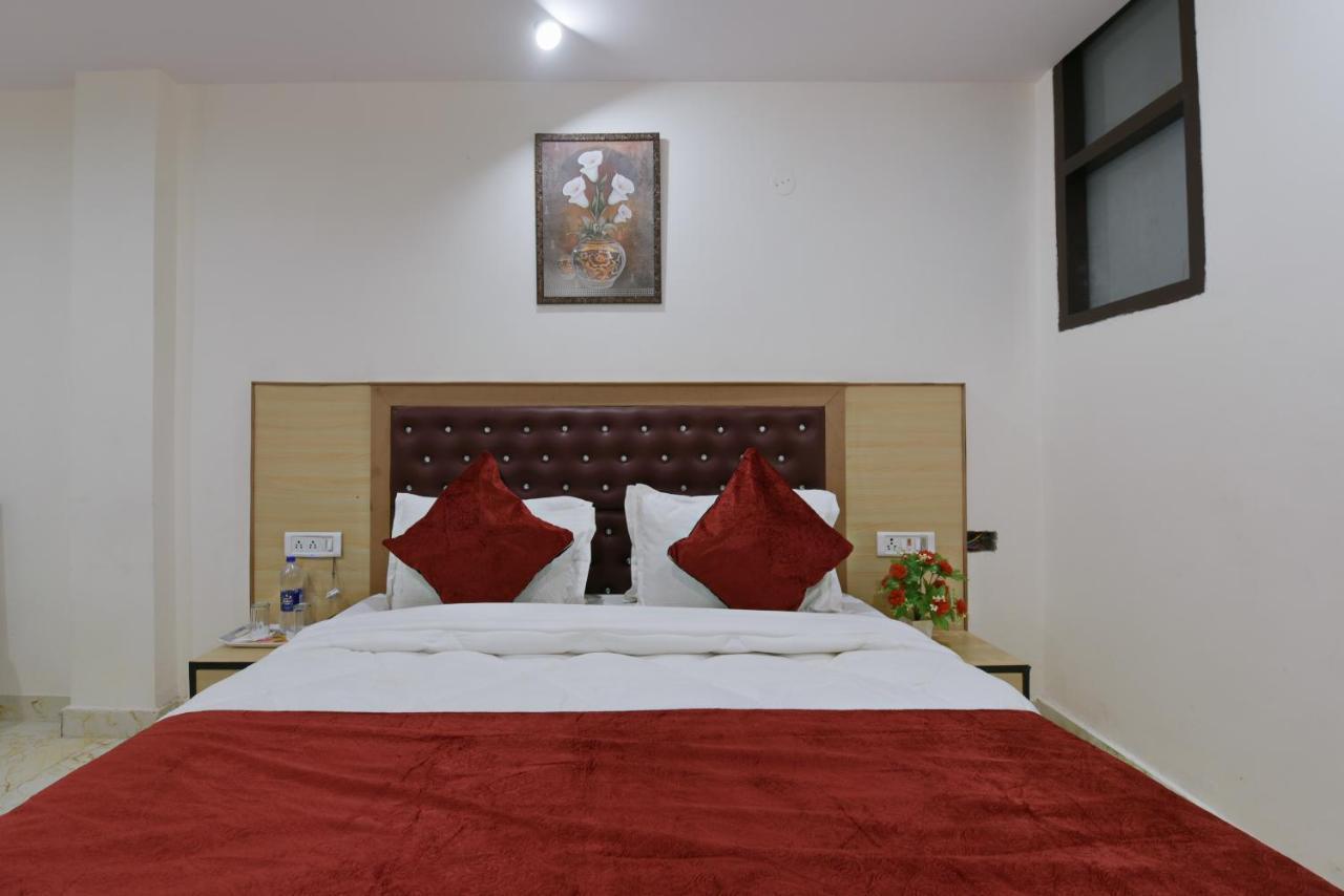 Hotel Hari International - Noida Sector 11 Exterior foto